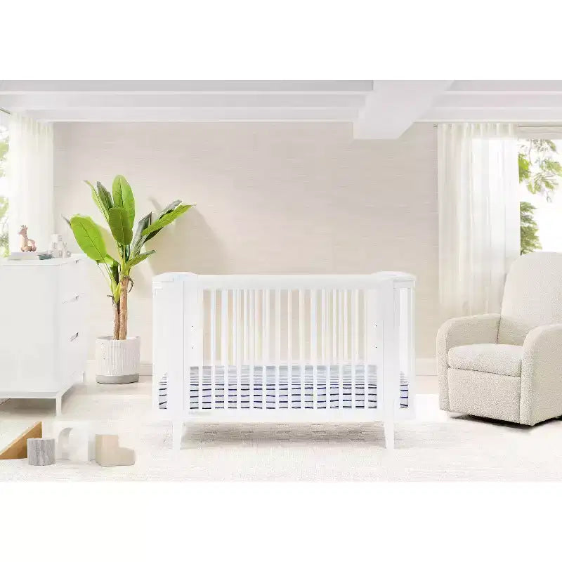 Noah 4-in-1 Convertible Crib - Greenguard Gold Certified