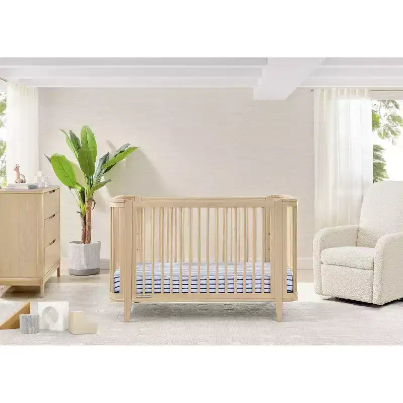 Noah 4-in-1 Convertible Crib - Greenguard Gold Certified